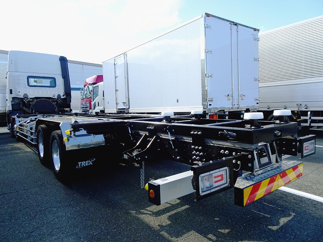日本トレクスのスワップボディコンテナ車両