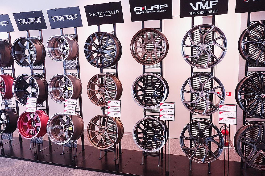 会場に展示された新作ホイール