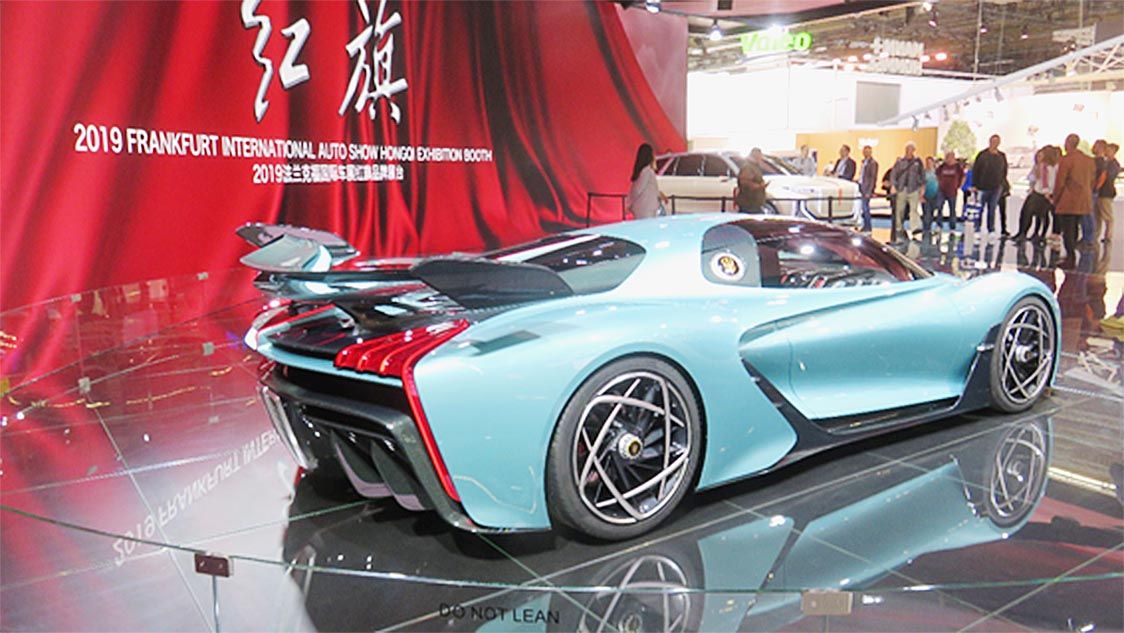 写真16 紅旗ブランドのブース