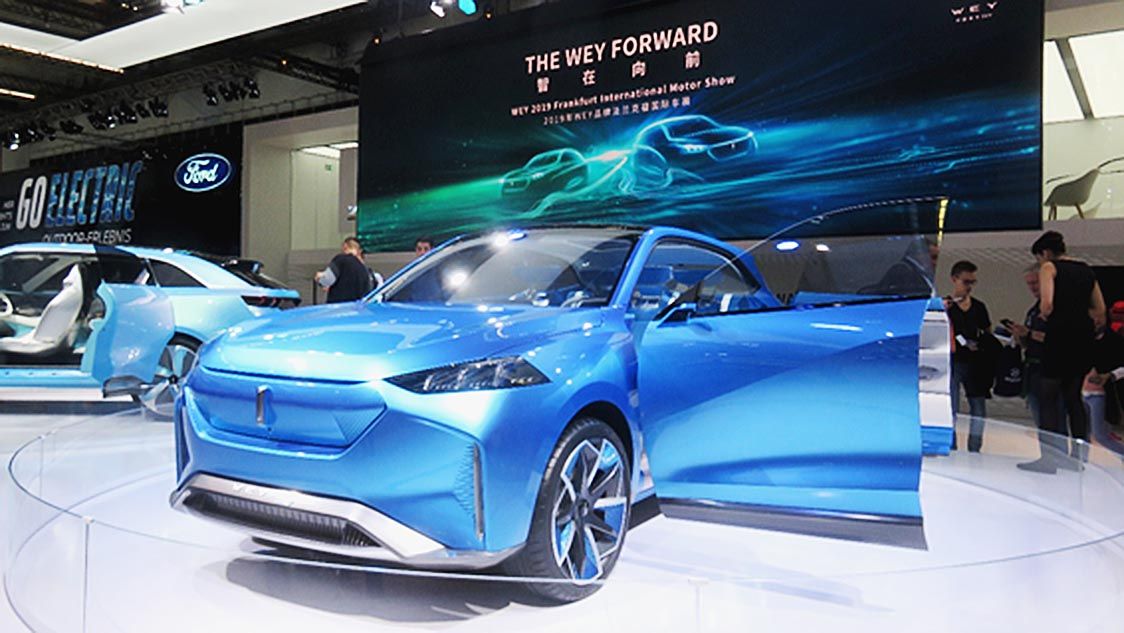 写真17 WEYブース 全てEV展示