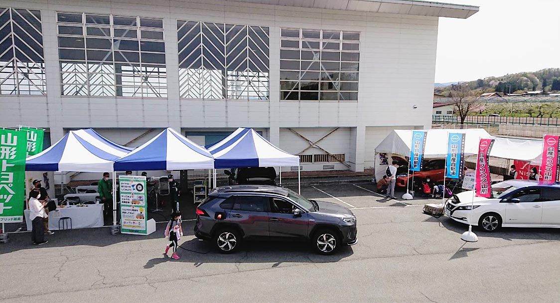 多くの親子連れが体験会に参加