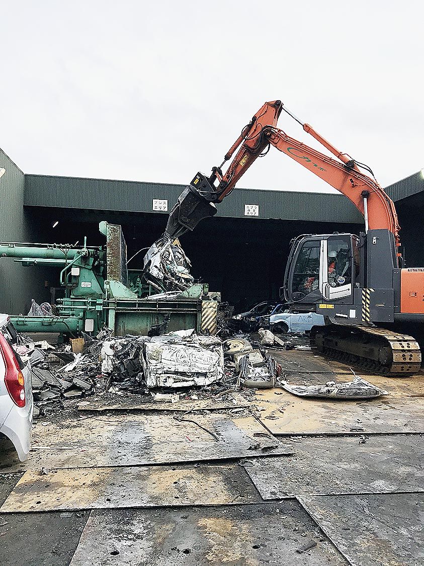 工場見学などリサイクルの情報発信にも取り組む