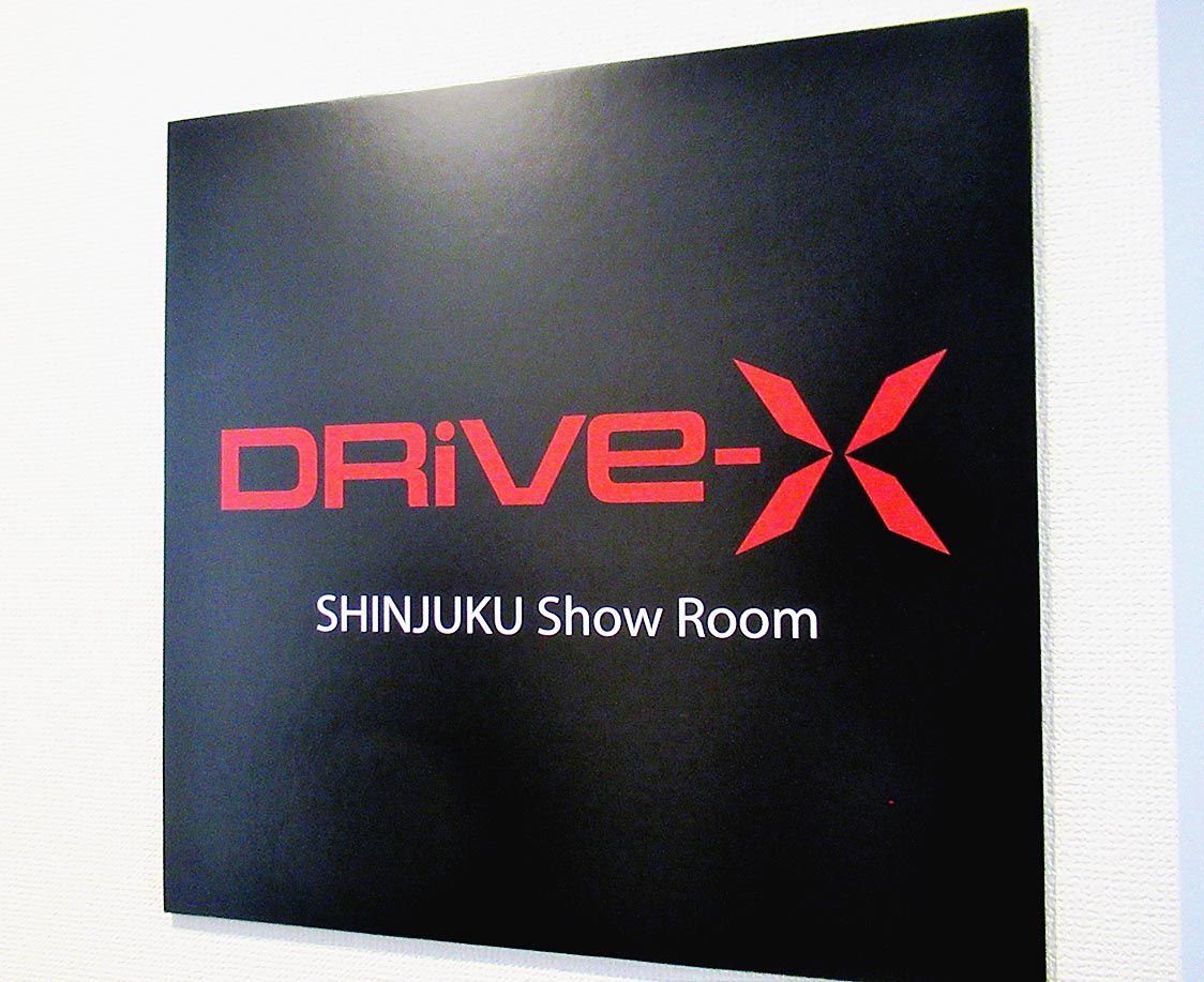 都営大江戸線「牛込柳町駅」直結でアクセスしやすい