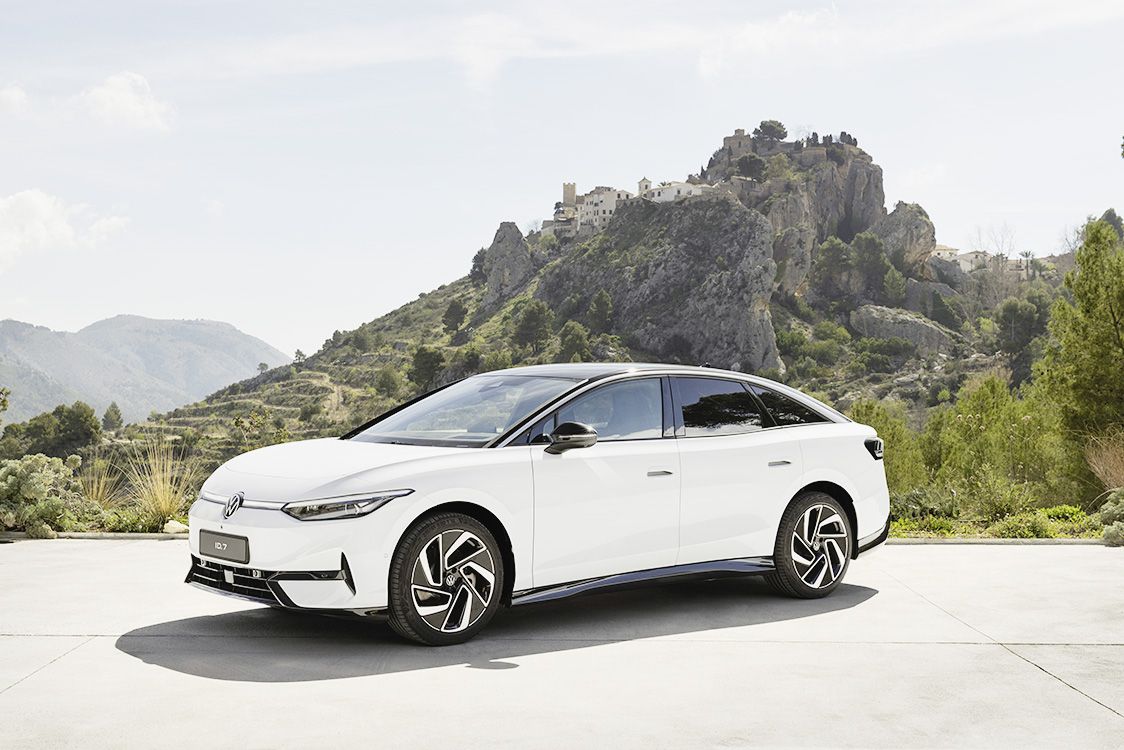 欧州、中国から投入を開始し、北米は2024年