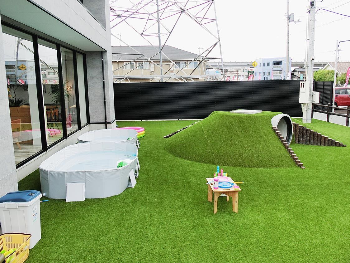 子どもの遊び場も設置された