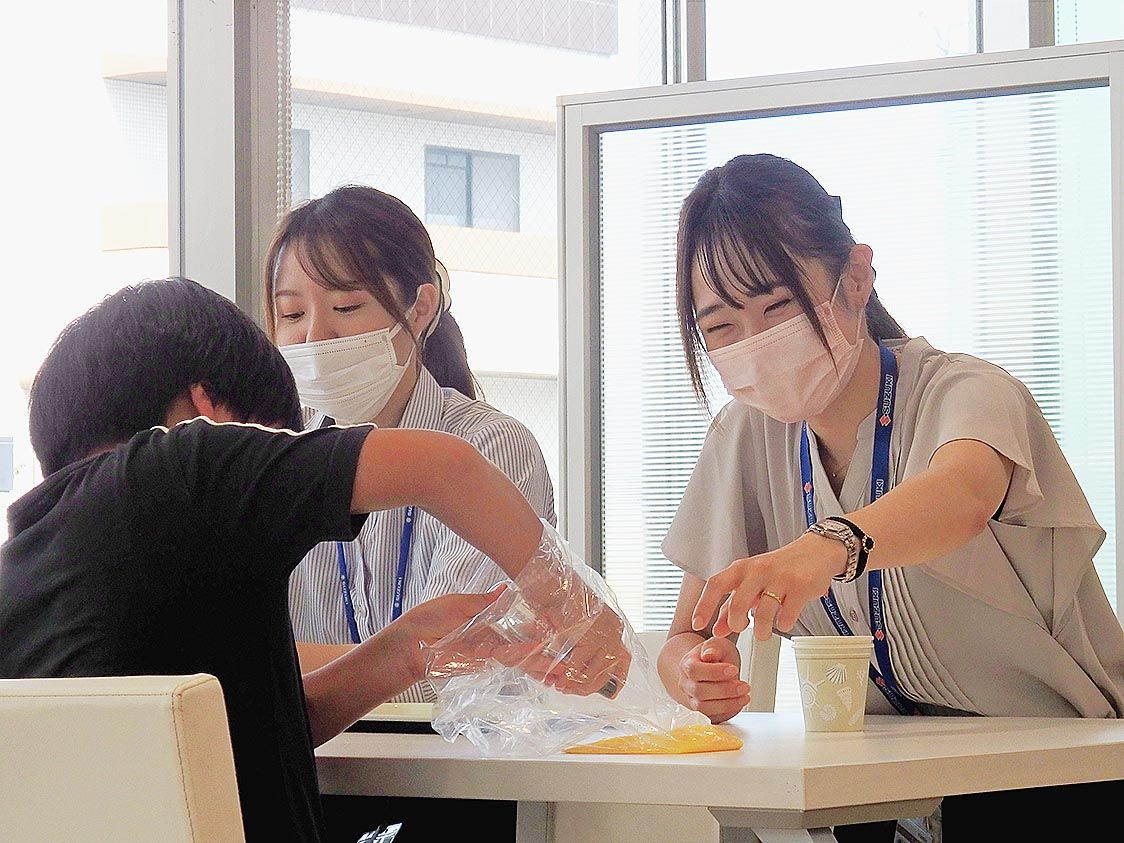 バスボムづくりの様子