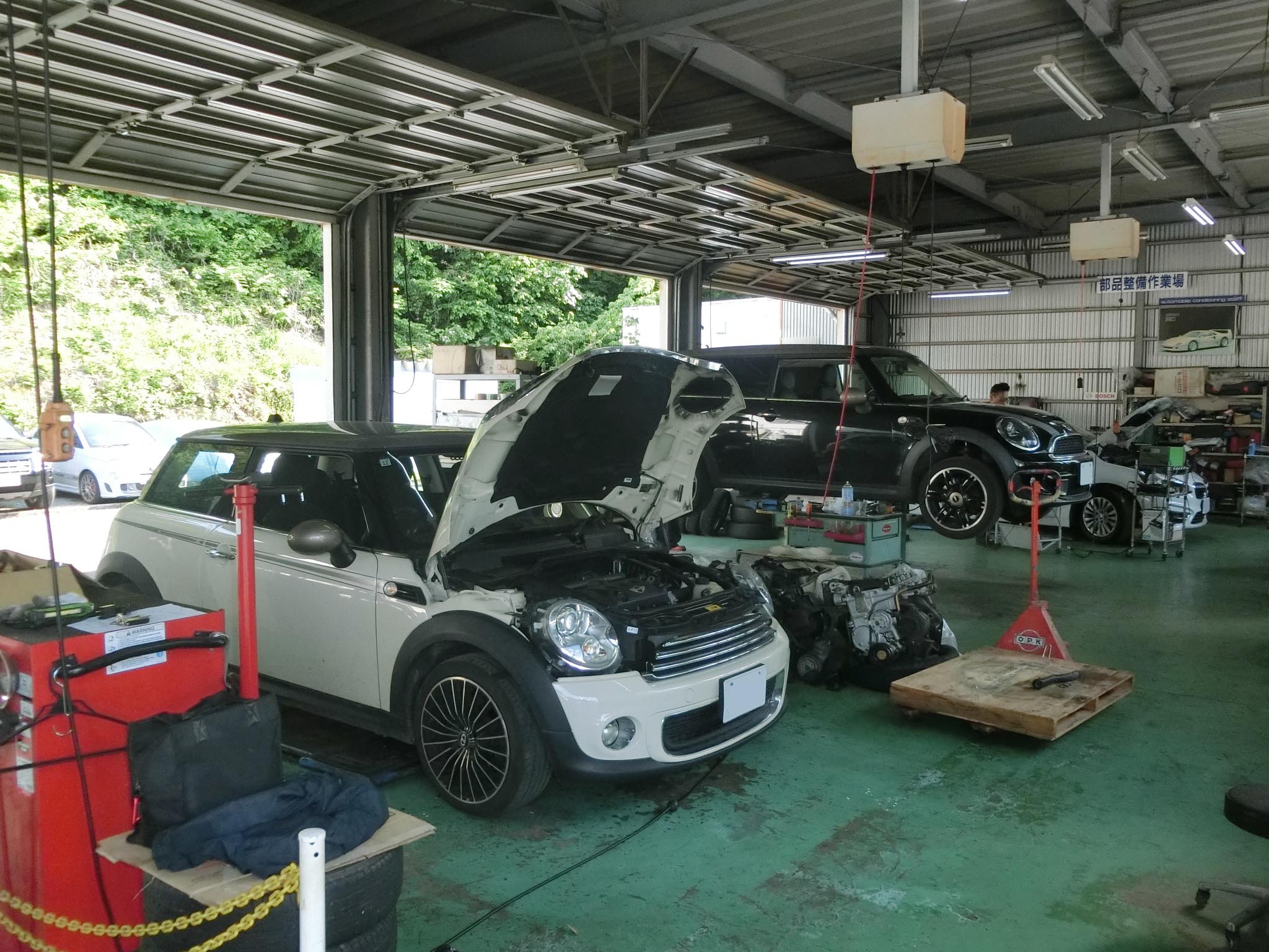 適切な価格交渉の実現で車体整備士の待遇改善を目指す