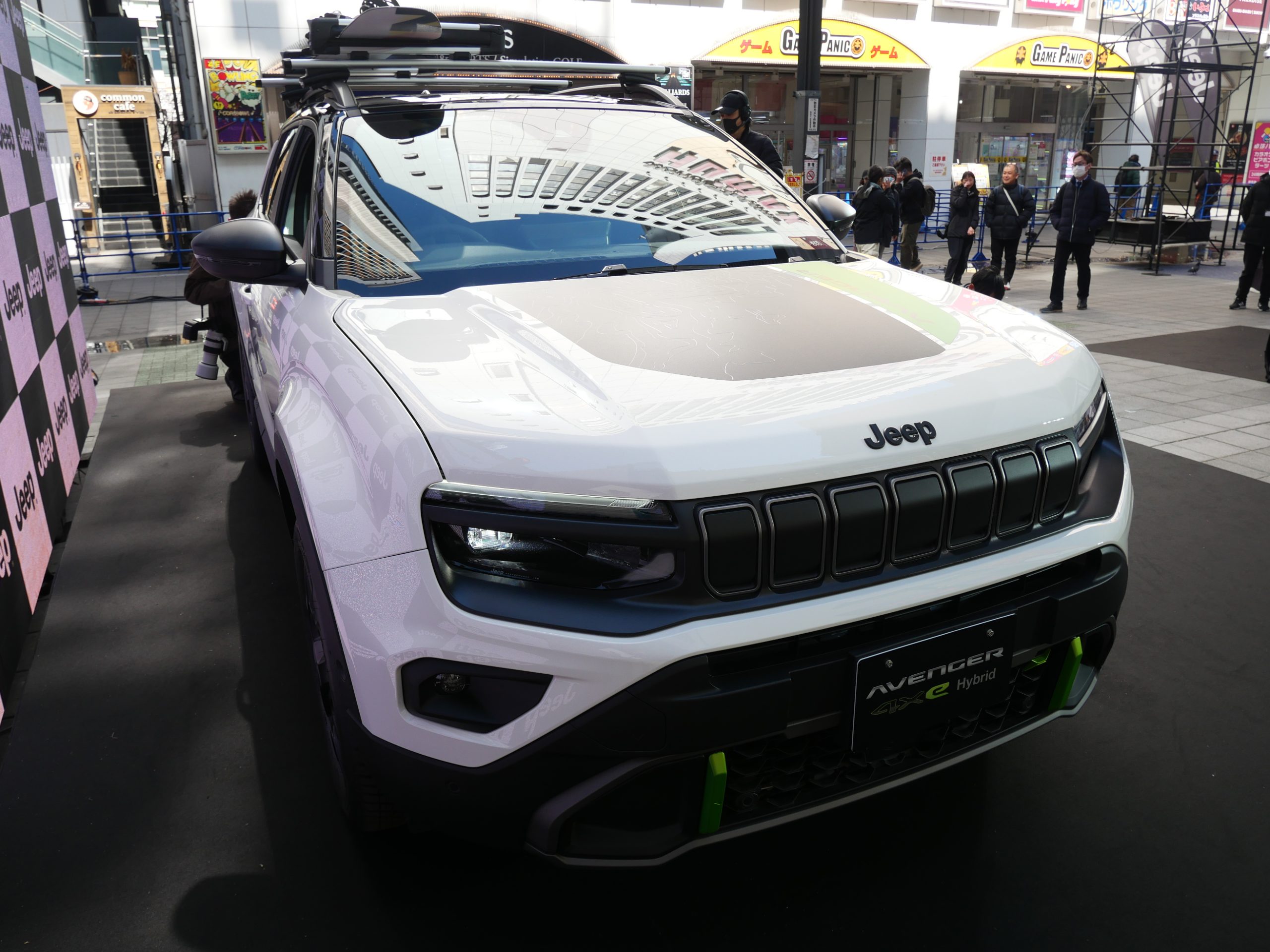 アベンジャーに追加した「4xe(フォーバイイー)ハイブリッド」のローンチモデル