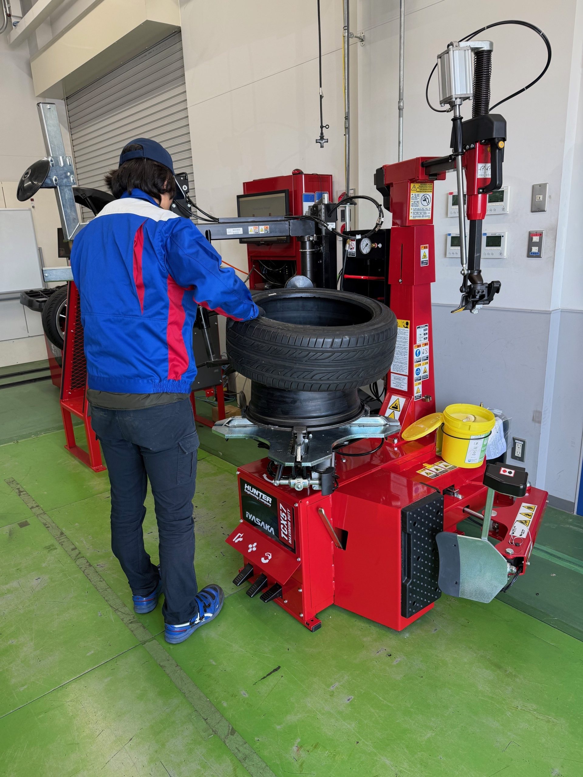 常設展示している乗用車向けの機器も紹介した