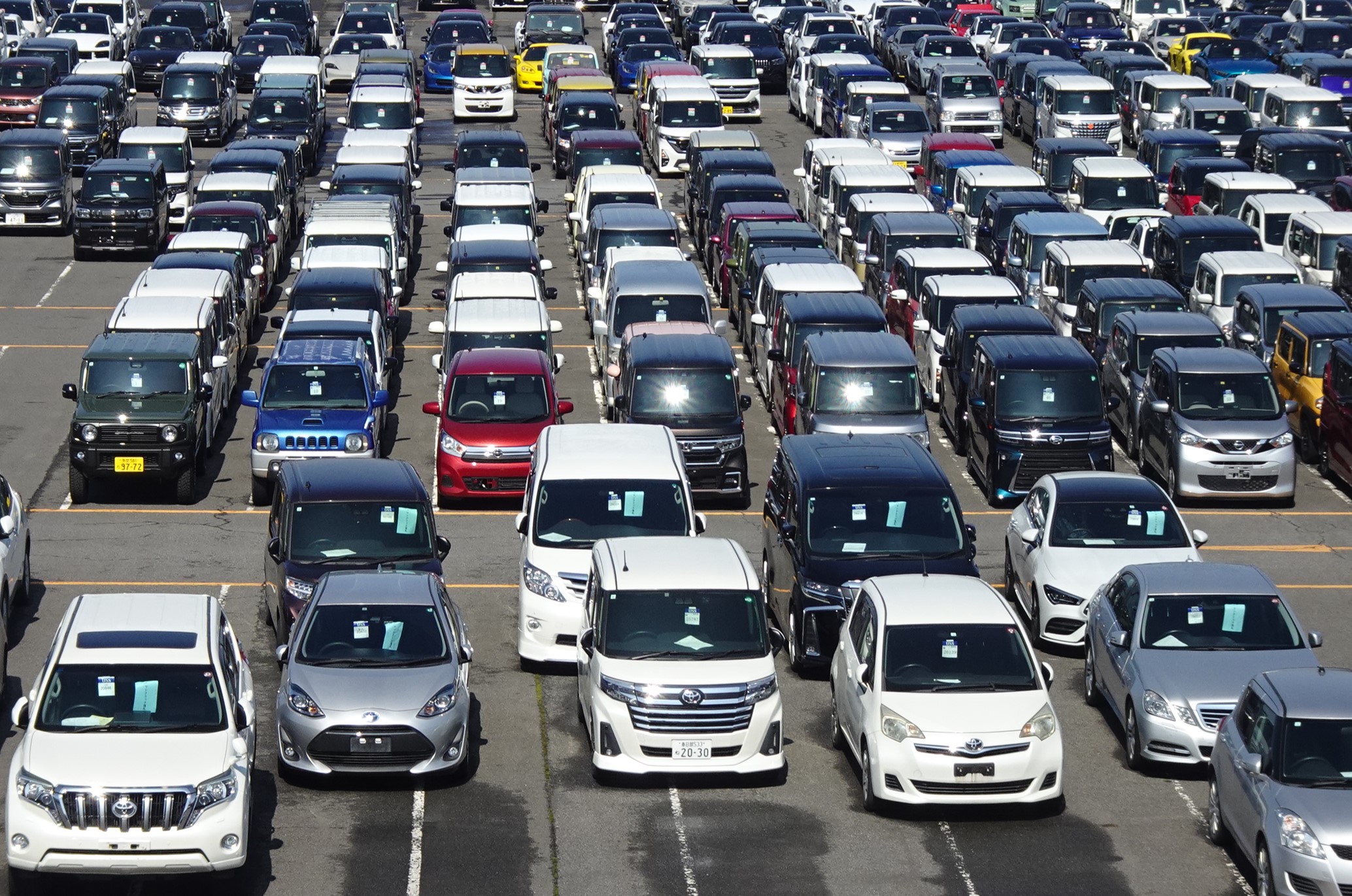 輸出が中古車オークションも下支えしていたが…