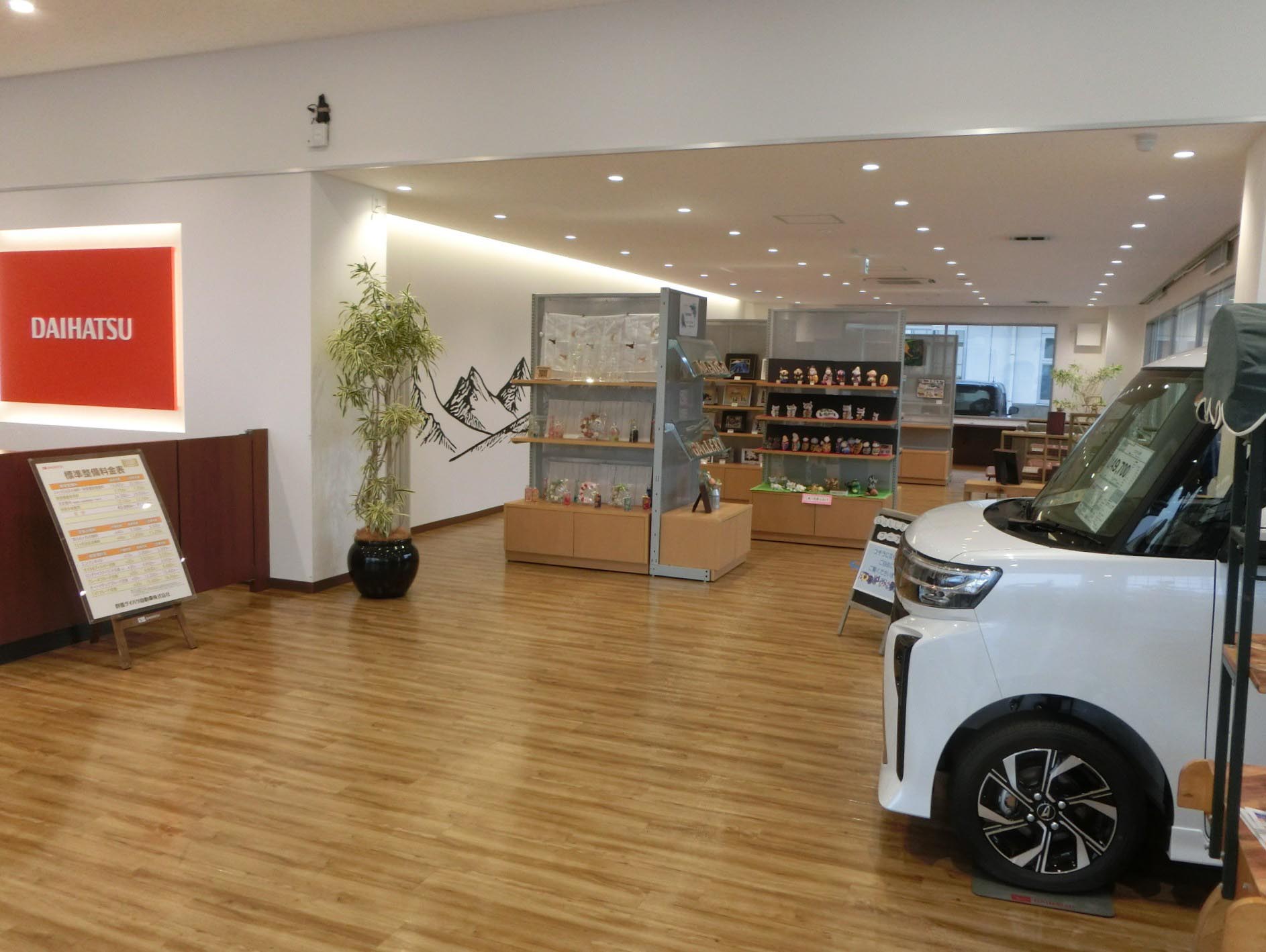 前橋西店に開設した「ギャラリー前橋西」