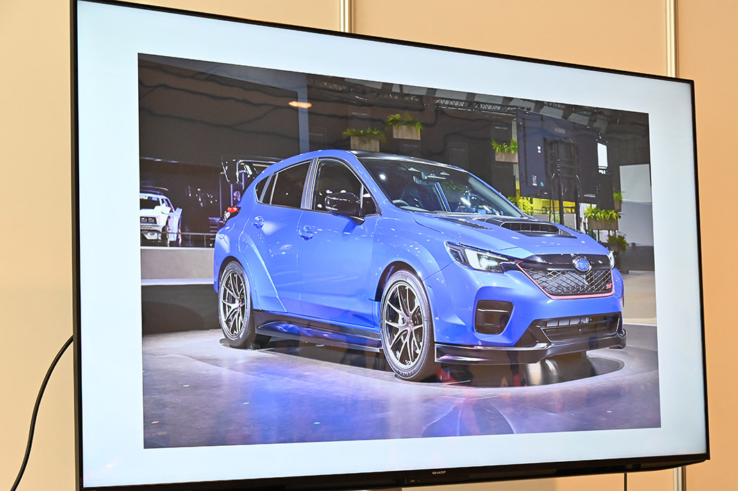 新型5ドアスポーツ車のイメージ画像も披露した