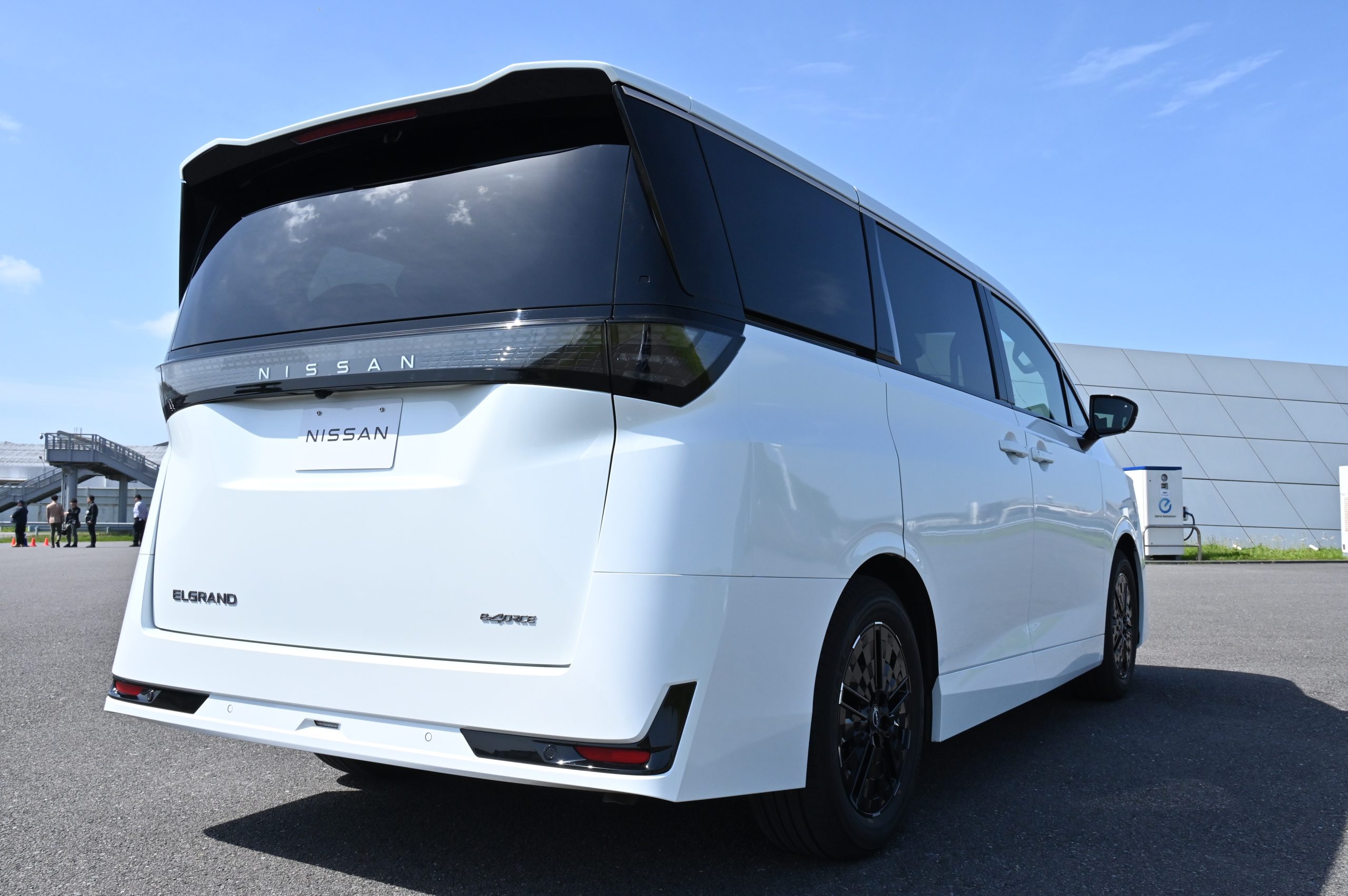 車両サイズは拡大したが、eパワーとeフォースで運動性能を向上