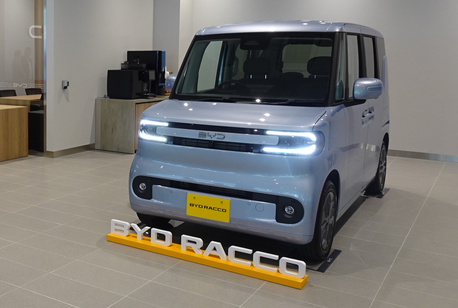 軽EVのラッコ