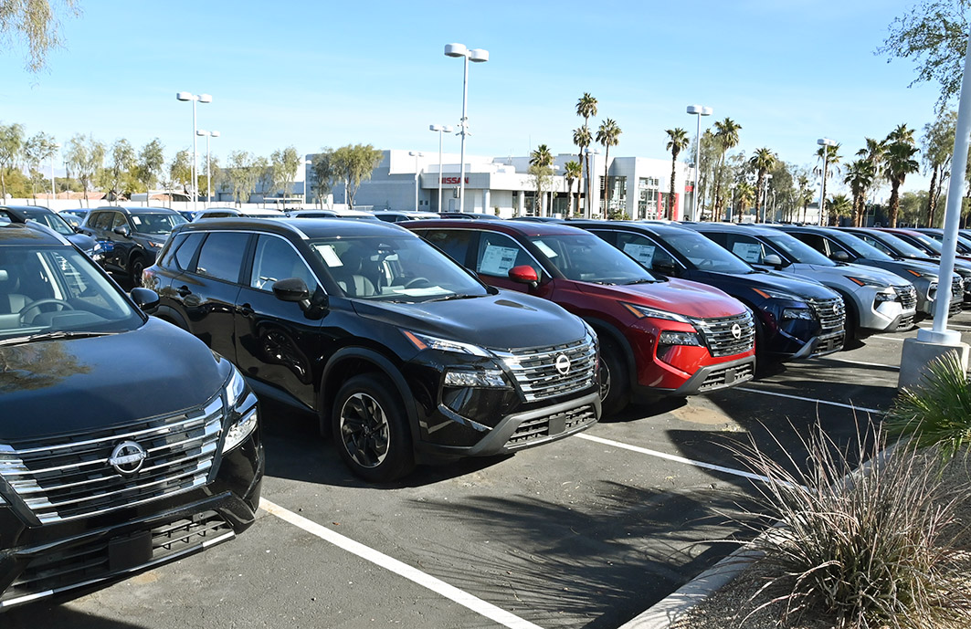 日産は米国で在庫車の安売り販売が収益を圧迫した(米ラスベガスの販売店、25年1月撮影)