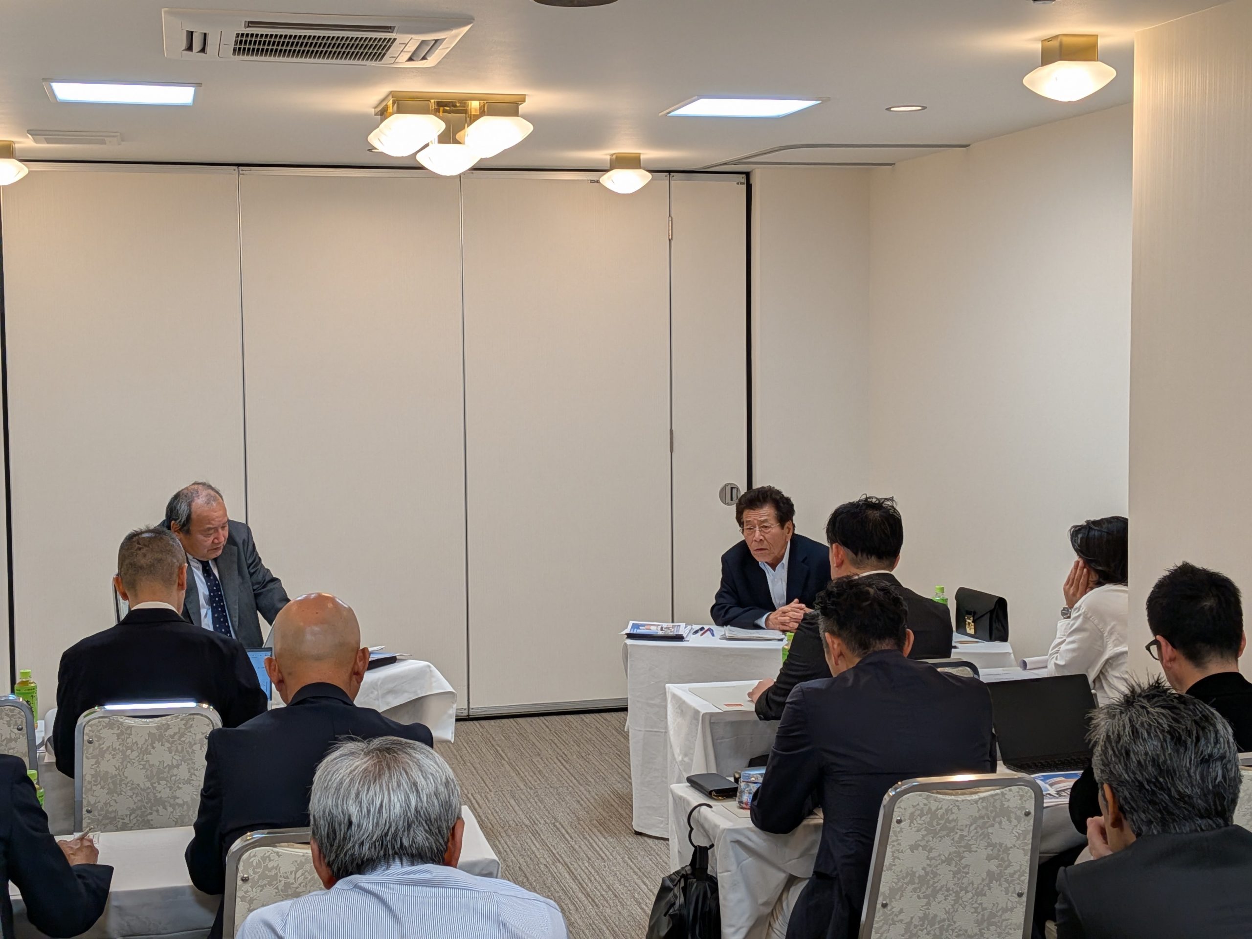 若杉会長と髙橋氏の対談